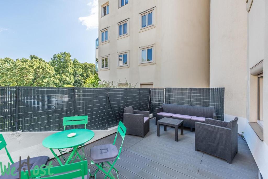 4 personnes - Terrasse + parking privé - 2