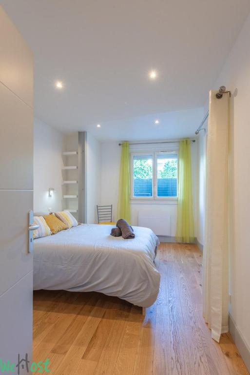 4 personnes - Terrasse + parking privé - 4