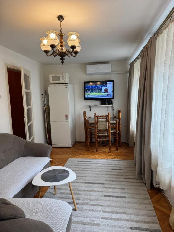 One-bedroom Apartment - 4