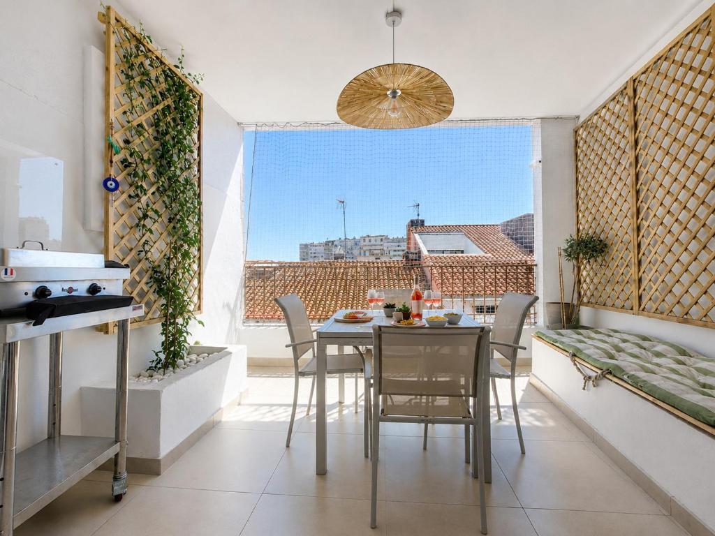 Appartement renove en plein centre-ville - 2-4 pers - 1
