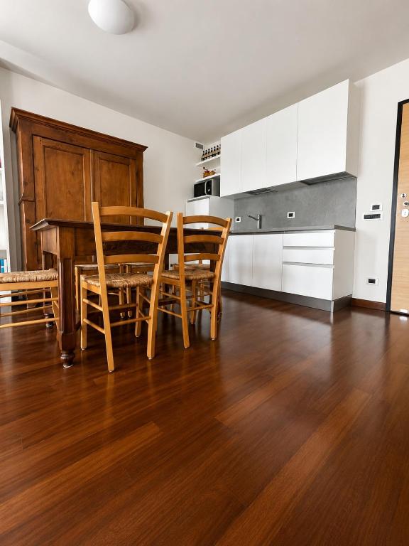 Riverside apartment - 3