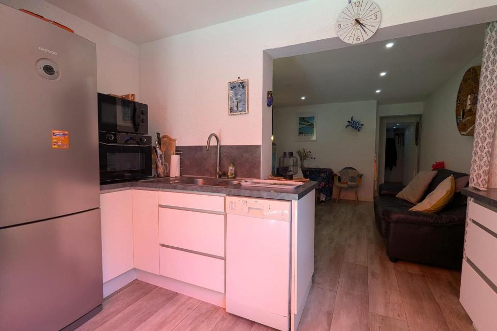 Apartment with a quiet garden - 3