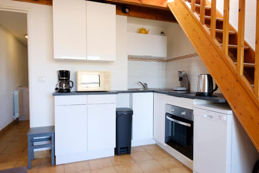 Apartment with sea view 50m from the beach - 5