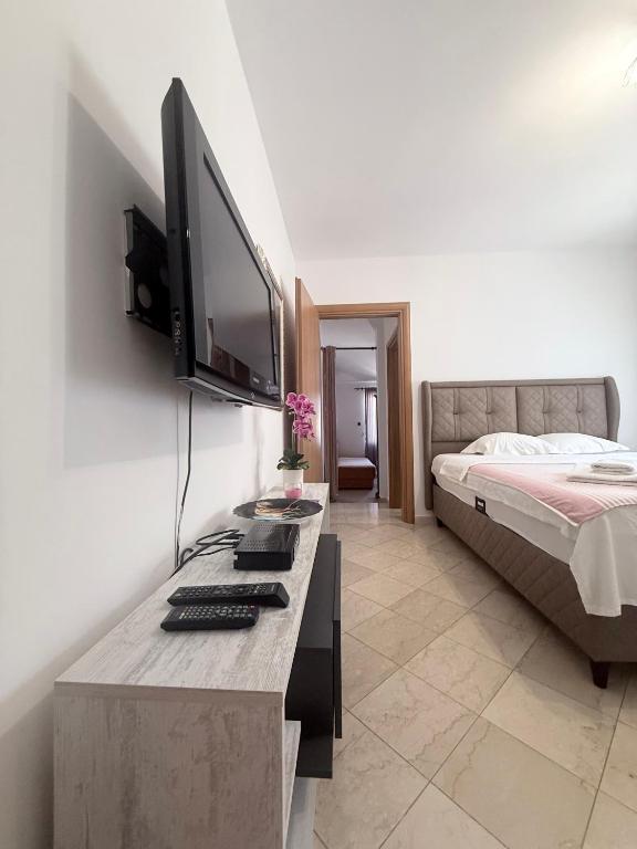 Lovely apartment Jovan 3,with a view of the bay and free Wi-Fi - 4