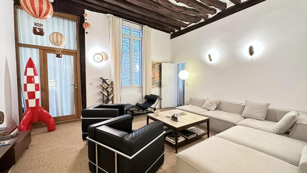 Elegant 2-Bedroom in Saint-Germain-des-Prés - 2
