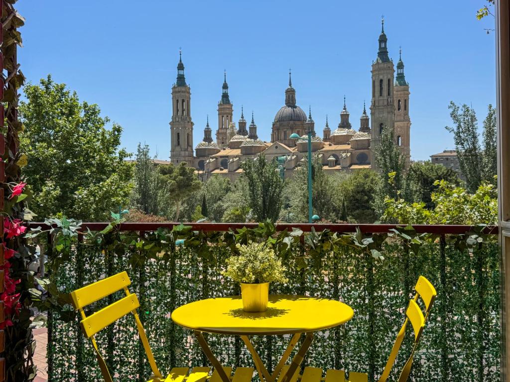 Front Views To El Pilar ComoTuCasa - 1