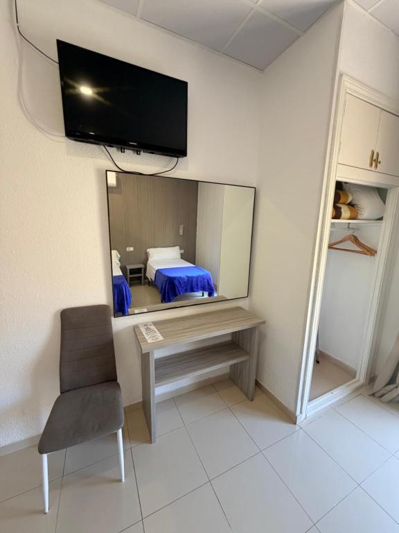 Hotel Niza - 4