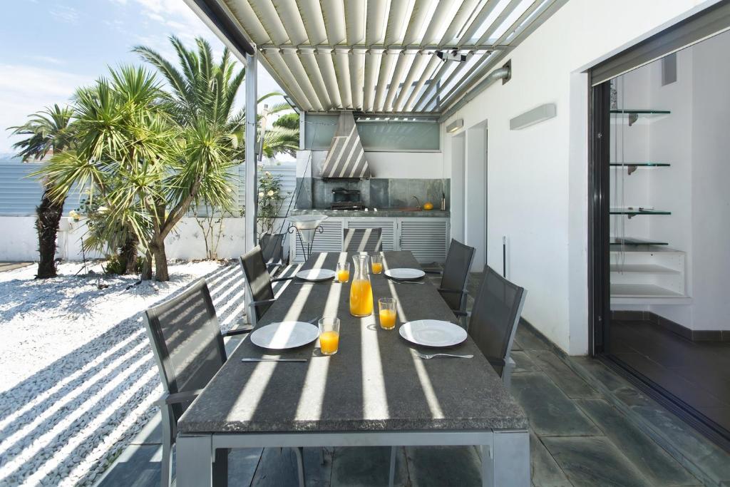 WELCS VILLA 377 EMP con piscina y amarre - 3
