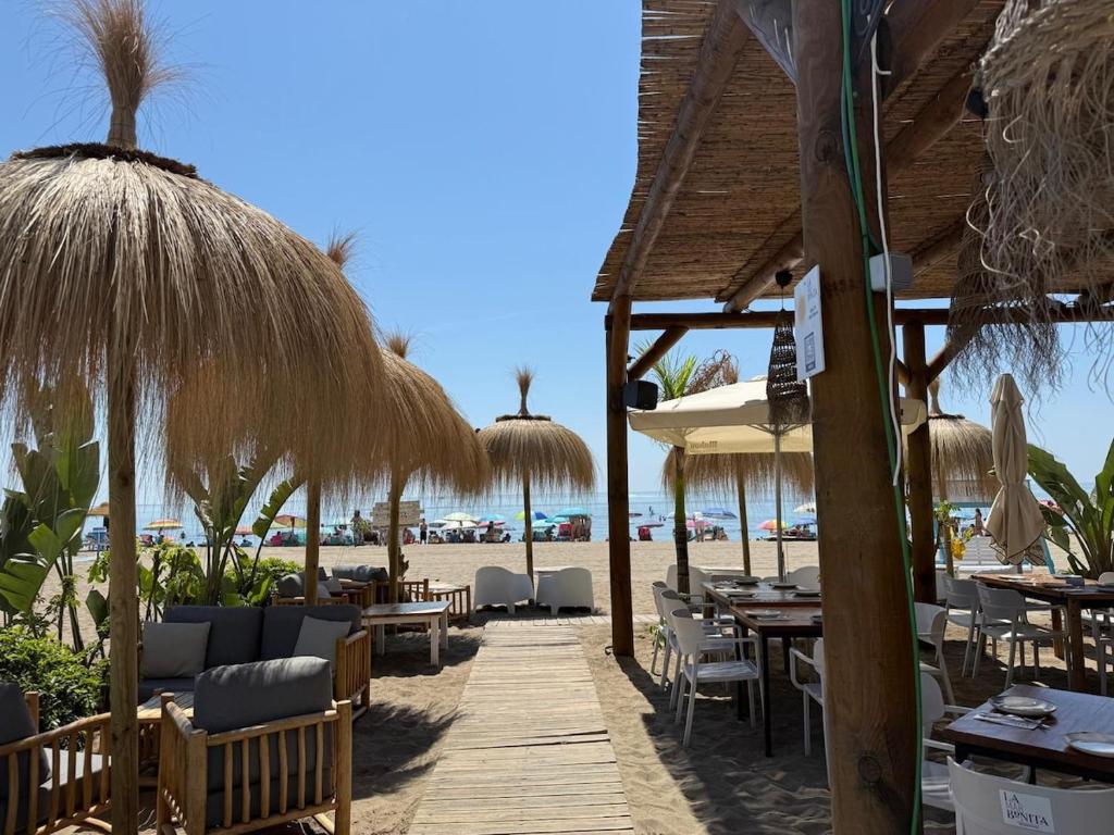 Apartamento con Piscina a Pasos del Mar - 3