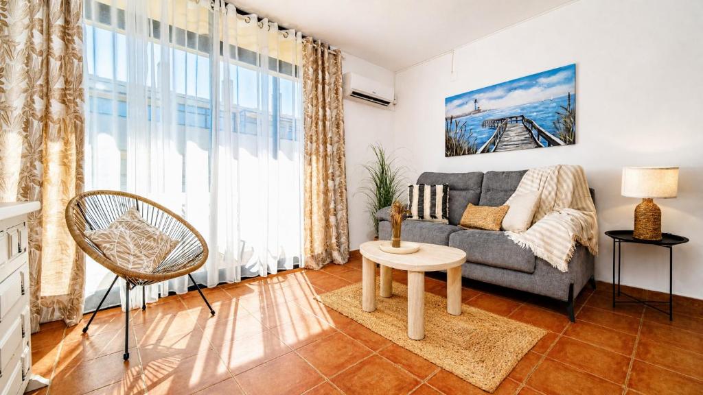 Santa Barbara Breeze Apartment Javea by Rock Rentals - 1