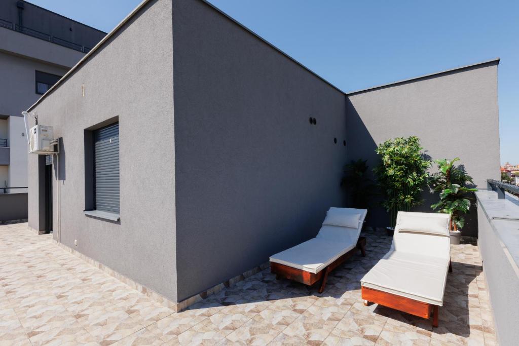 Aqua Studios with Spa & Free Parking - 5