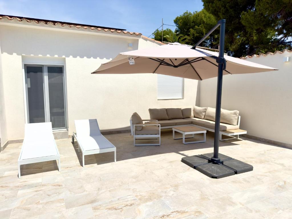 VILLA VIOLA sol y confort piscina privada - 4