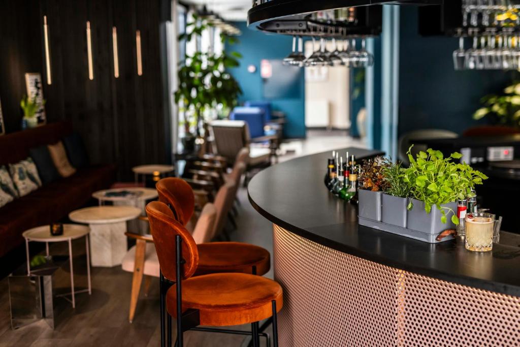 Bar/lounge