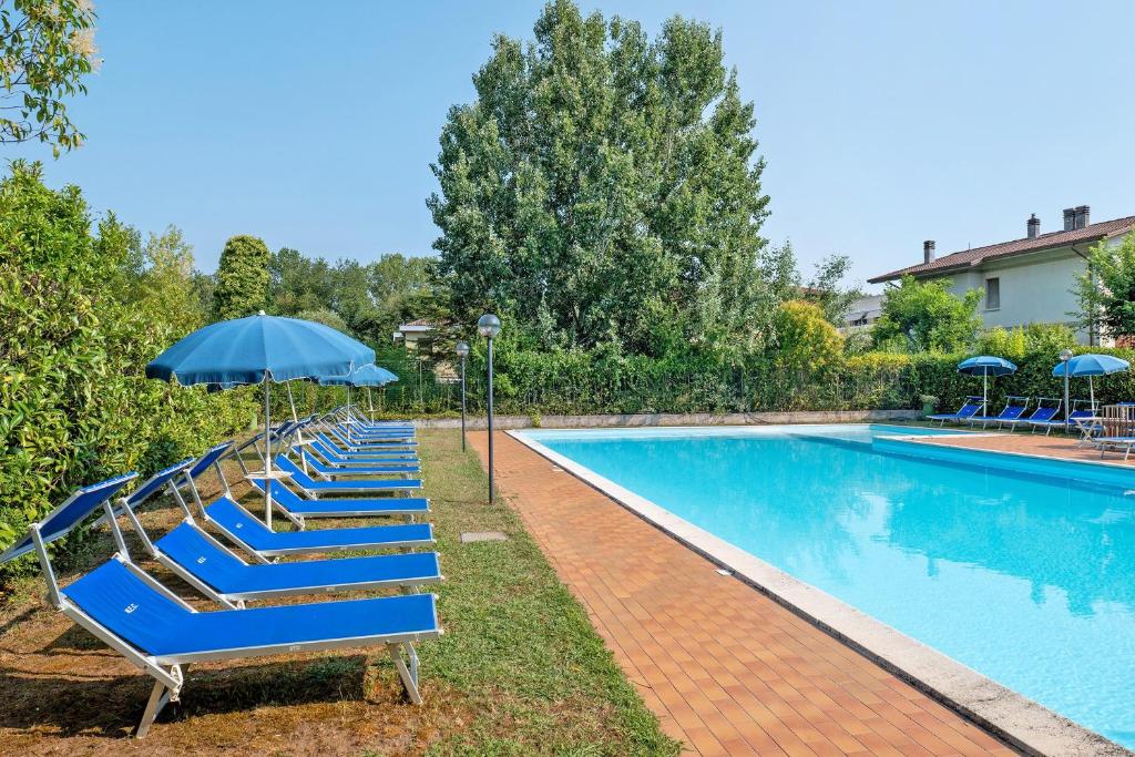 La Dolce Vacanza - 2