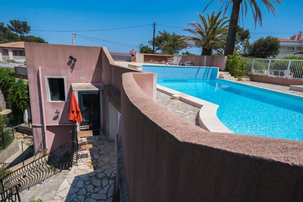 STUDIO Mini-Loft Les Pieds Dans L'Eau - 2