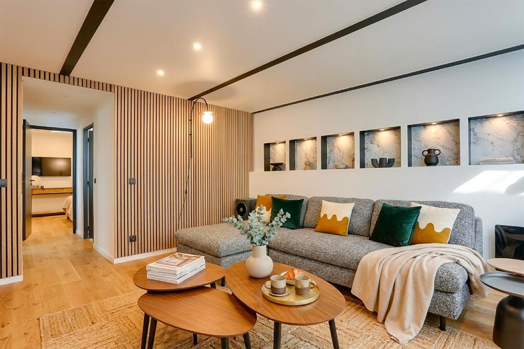 UrbanFlat 170 - Appartement de Luxe au Coeur du Marais Amelot - 1