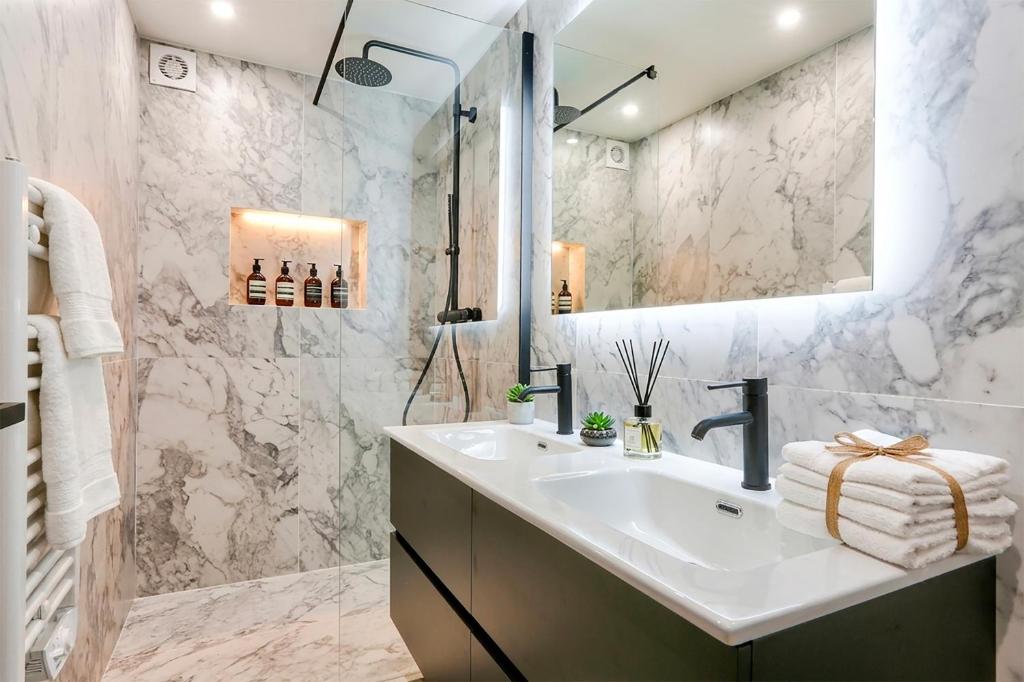 UrbanFlat 170 - Appartement de Luxe au Coeur du Marais Amelot - 5