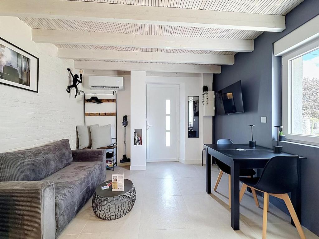 Duplex Climatisé avec Terrasse & Parking Gratuit A - 1