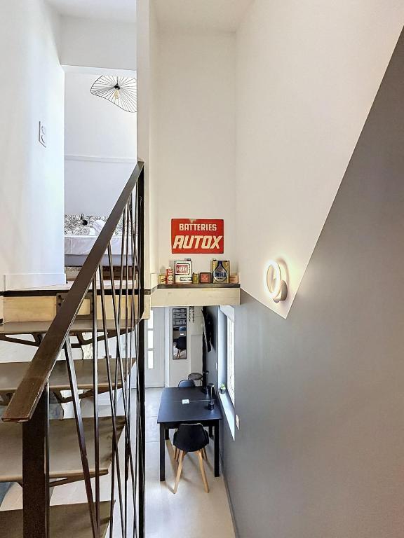 Duplex Climatisé avec Terrasse & Parking Gratuit A - 4
