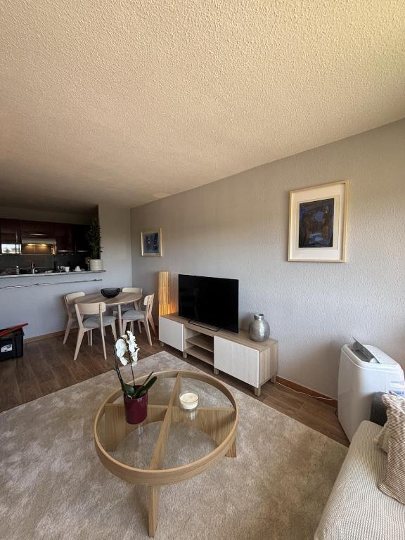 Appartement centre Saint- Tropez - Piscine - parking Privée - 2