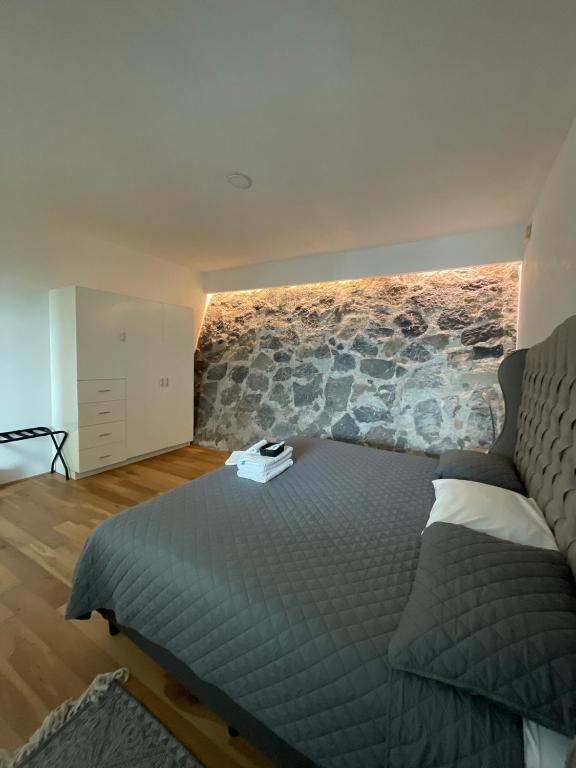 Loft with Pool, Gym & A/C Suite - 1