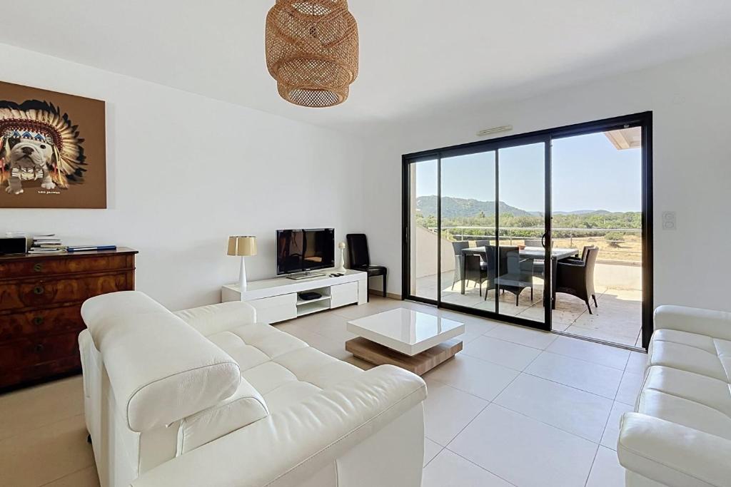 Bright apartment in Porto-Vecchio near beach - 2
