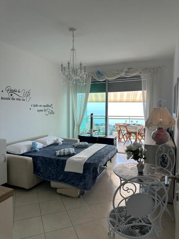 Casa del Sole - relax, vista mare, garage gratis a soli 5 min dal centro di Sanremo - 3