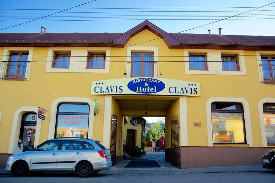 Hotel Clavis, hotel in Lučenec