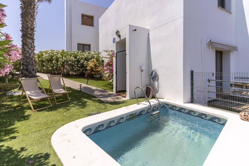 Sunny Holidays Mojácar Pool House - 4