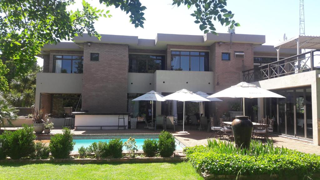 Willow Banks Lodge — Hotel in Parys