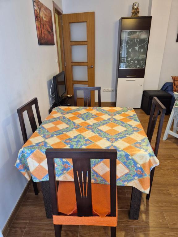 Apartamento Bajo Urbanización Llas - 4
