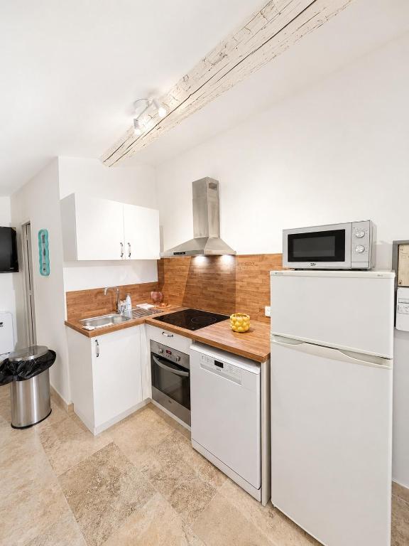 APPARTEMENT N7 INTRA MUROS T2 - CLIMATISATION- WiFi - Palais des Papes - 3