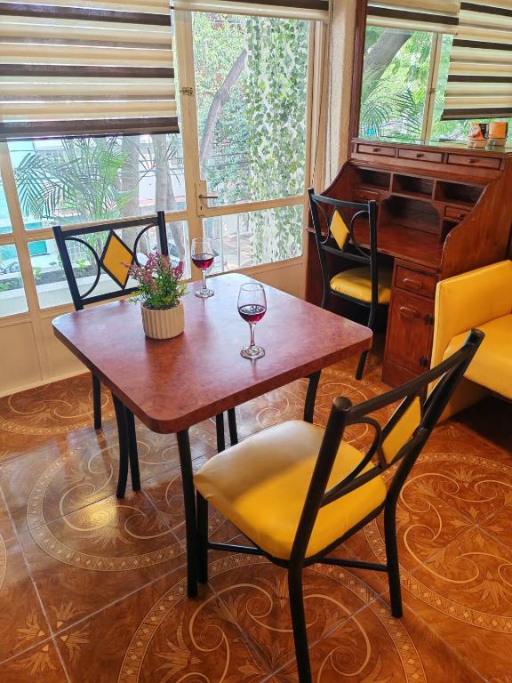 Beautiful loft with balcony for relaxing Wi-Fi - 5