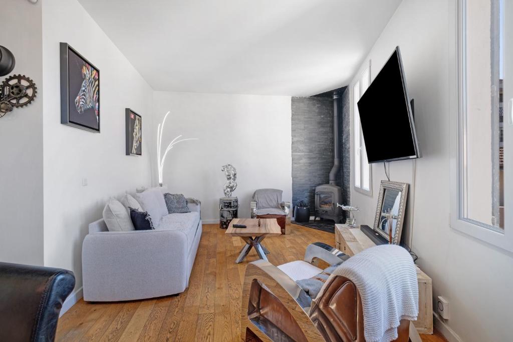 Duplex Climatisé Avec Parking - 3