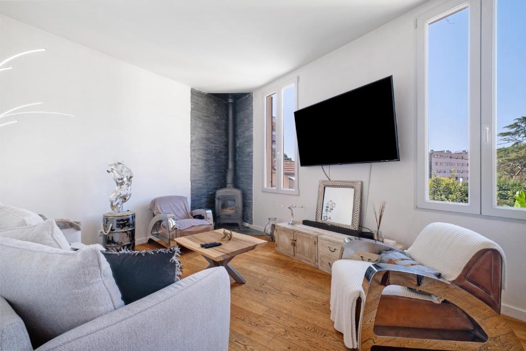 Duplex Climatisé Avec Parking - 1