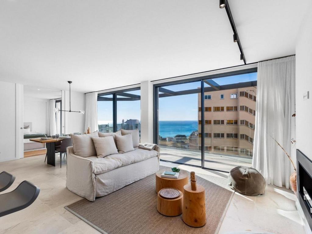 Luxury Penthouse with Pool in Palma - 2