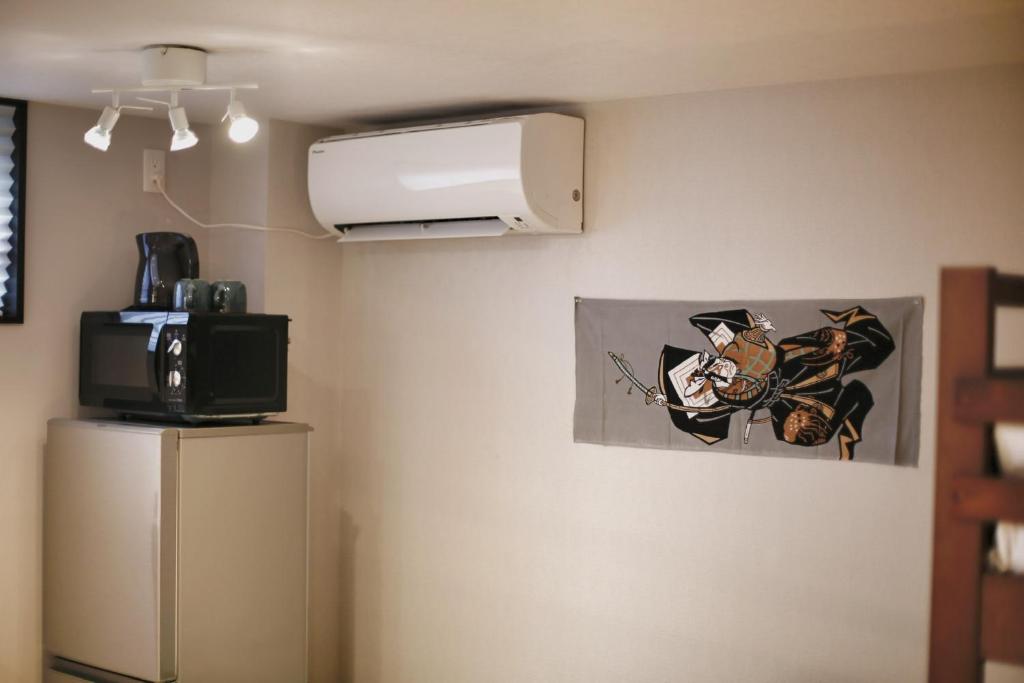 DJX1F Honjo Azumabashi 2 Min Walk to Asakusa 30 sqm Room with Bunk Bed Single Bed and Work Desk Slee