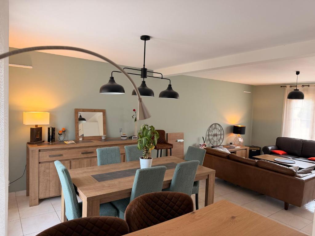 Villa - 12 beds - Snooker - 800m Bugatti - 24h du Mans - 3