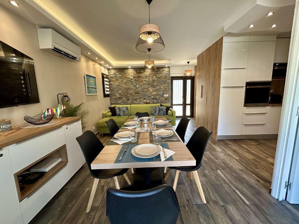 Appt 3 pièces - jusqu'à 6 personnes- Le Cap D'Agde CT210-136 - 2