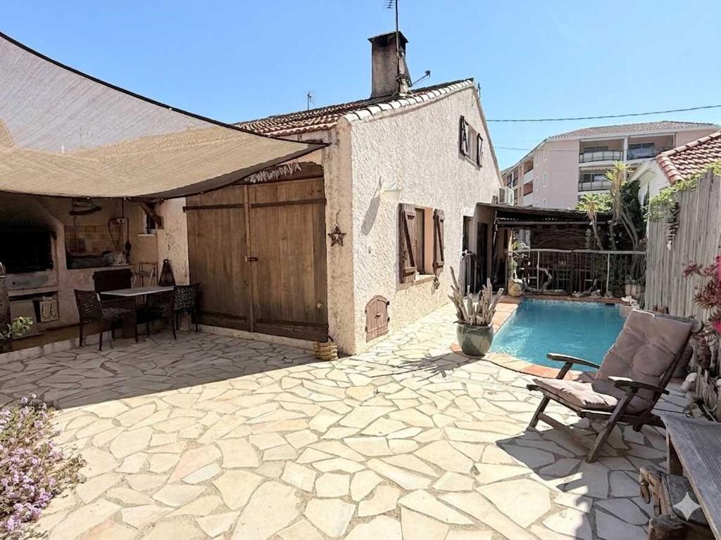 Charming Village House with Swimming pool Saint-Aygulf - 3