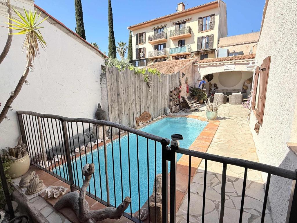 Charming Village House with Swimming pool Saint-Aygulf - 4