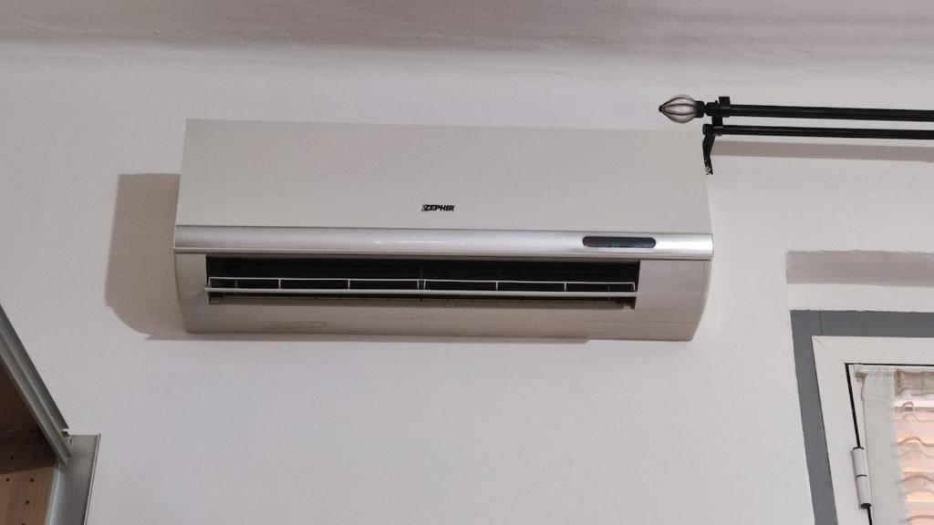 Casa Vitto Cozy Apt, Air Conditioning , Wi-Fi, near Train Station and Airport - 3