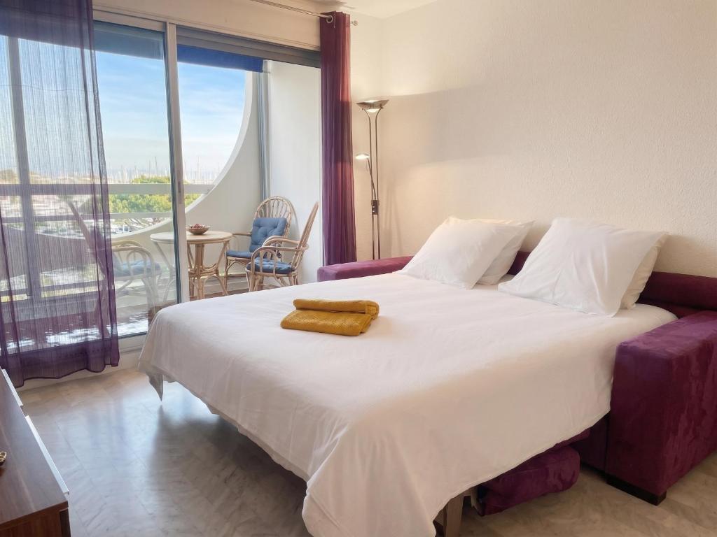 Harbor view - Air conditioning - Parking - Résidence Fidjis - 3