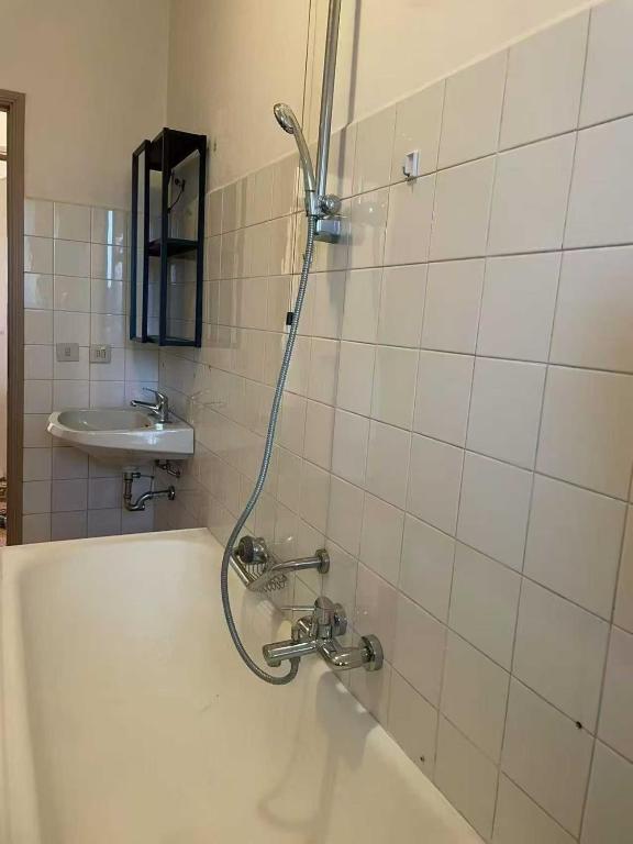 Casa Ambra San Siro Free Wifi and Parking - 5