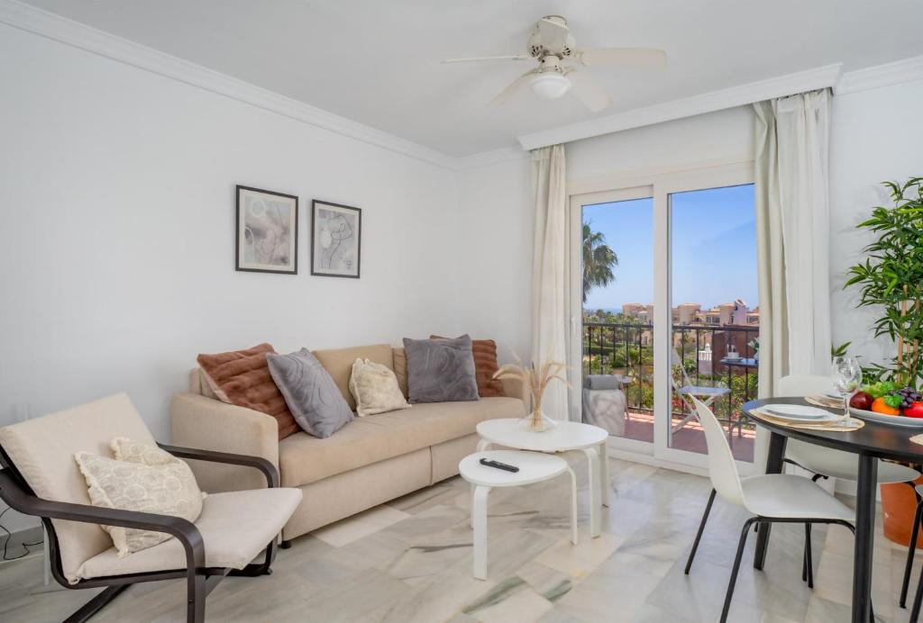 El Faro Hideaway by Lica Homes - 4