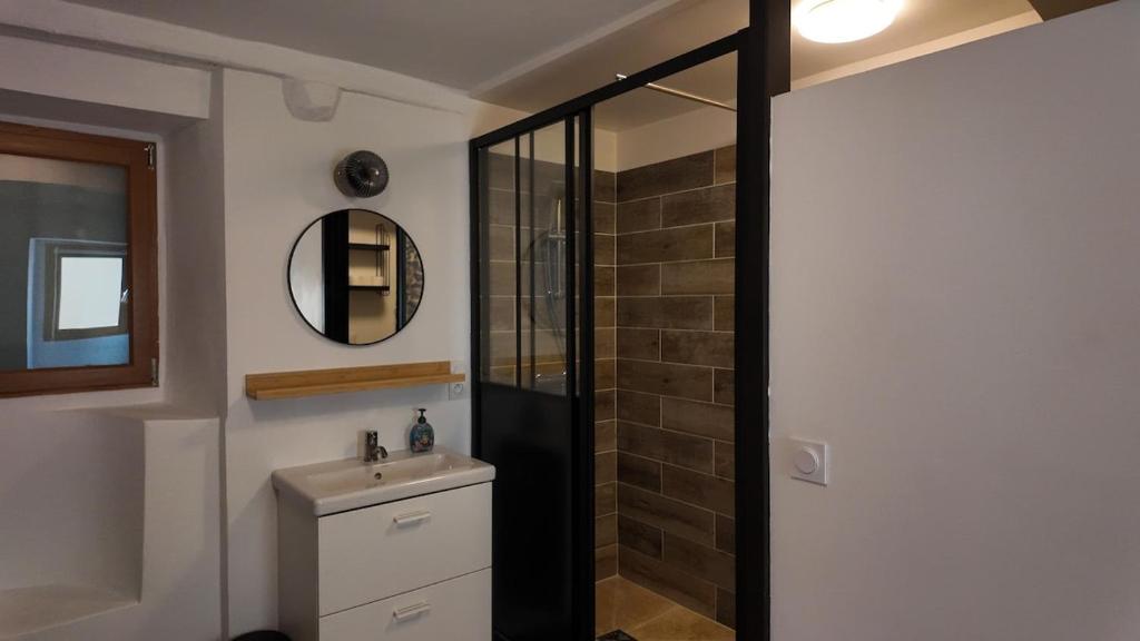 Appartement climatisé au coeur du village - 2