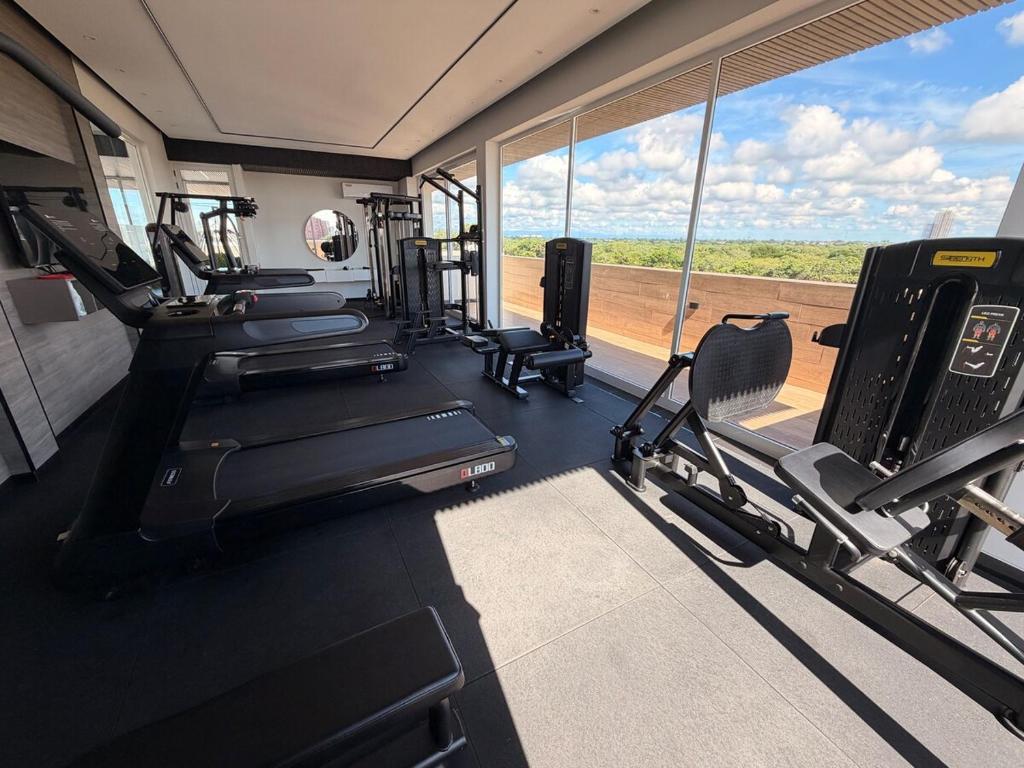 Absolute luxury in Equipetrol, with pool, rooftop, and gym - 3