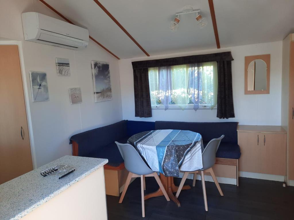 Mobilhome piscine 4 couchages - 2