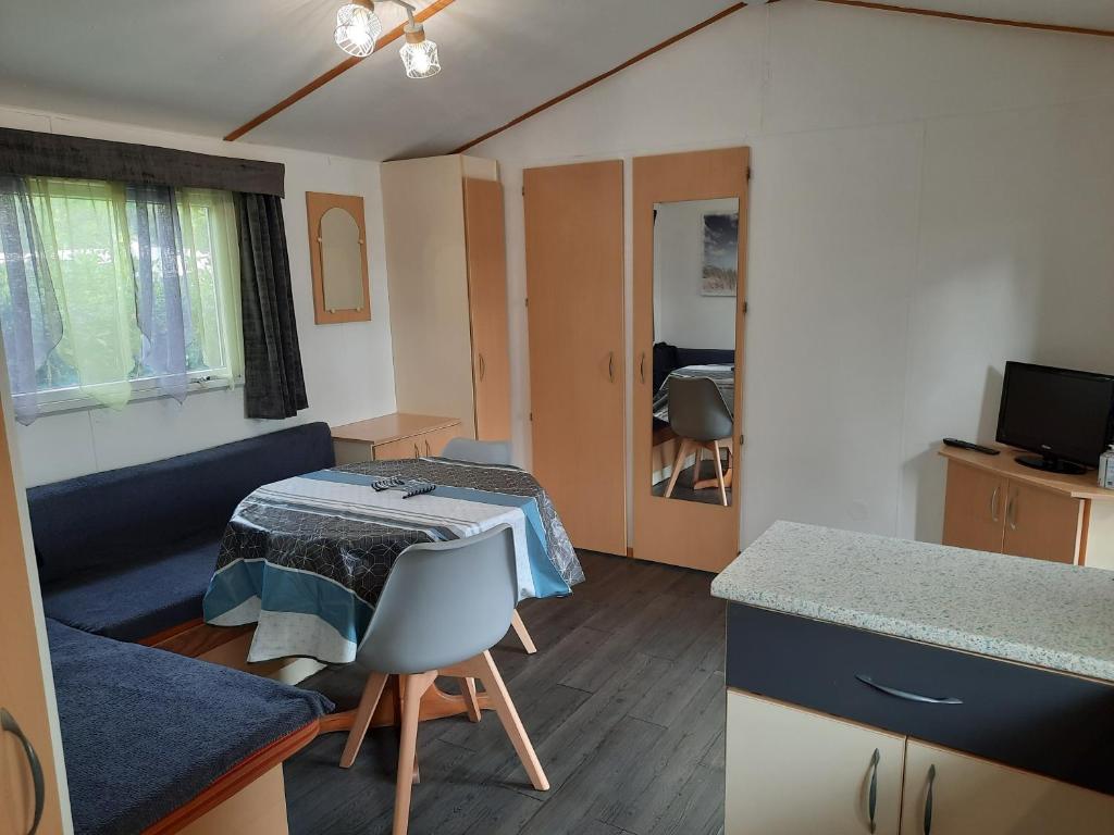 Mobilhome piscine 4 couchages - 5