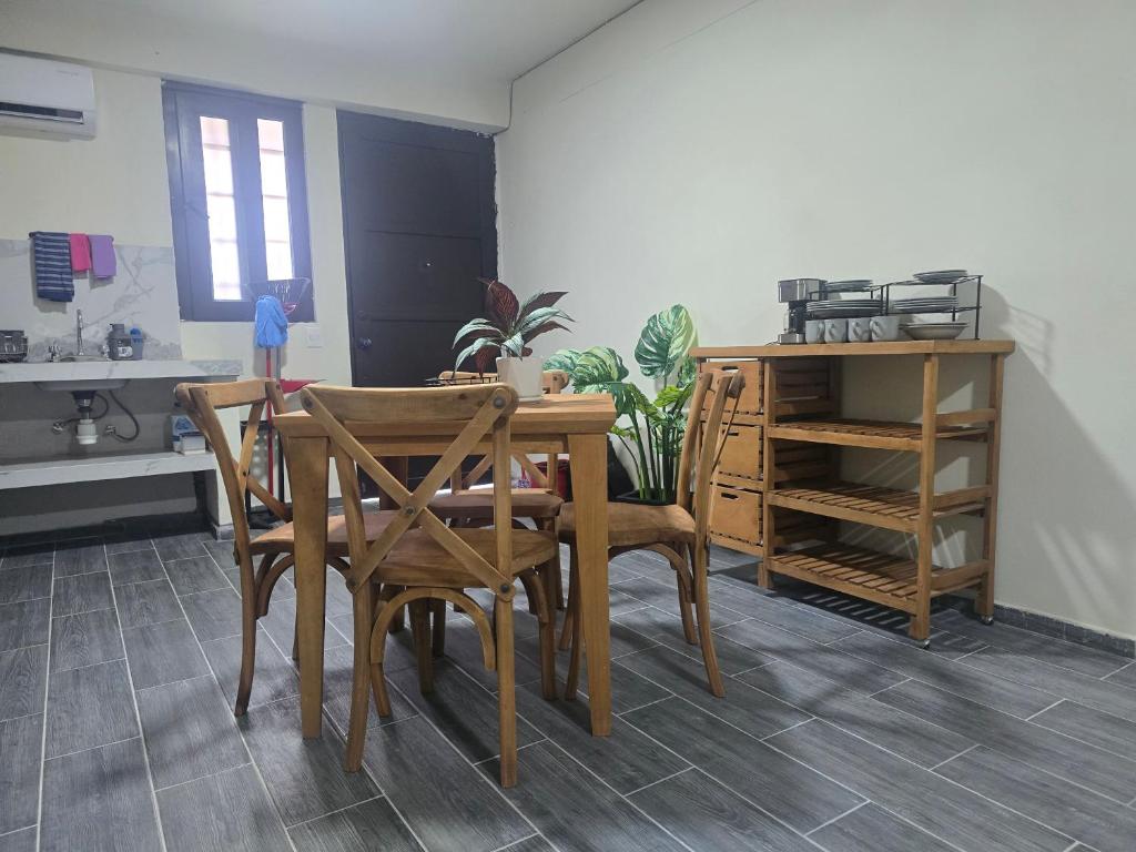 Cozy studio near the beach and PV boardwalk - 3